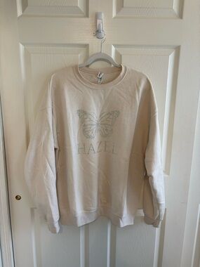Hazel Cream Butterfly Graphic Sweatshirt